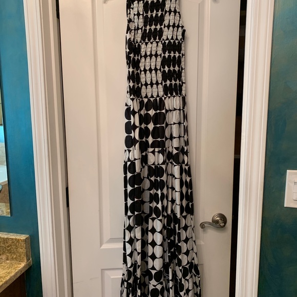 Black & white dress - Picture 1 of 2